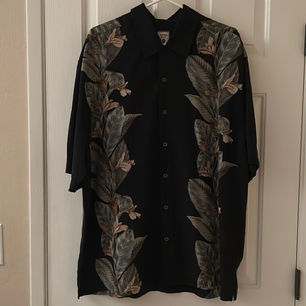 Like New Jamaica Jaxx Mens 100% Silk Button Down Shirt - Size XL